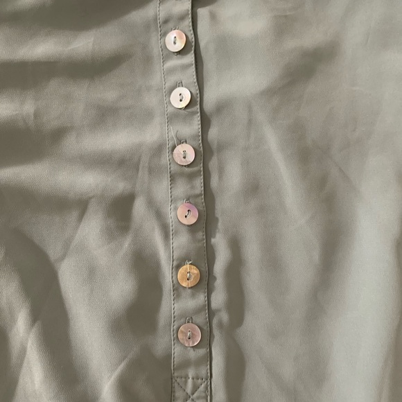 H&M puff sleeve mini dress - Picture 2 of 3